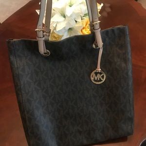 Michael Kors Logo Tote